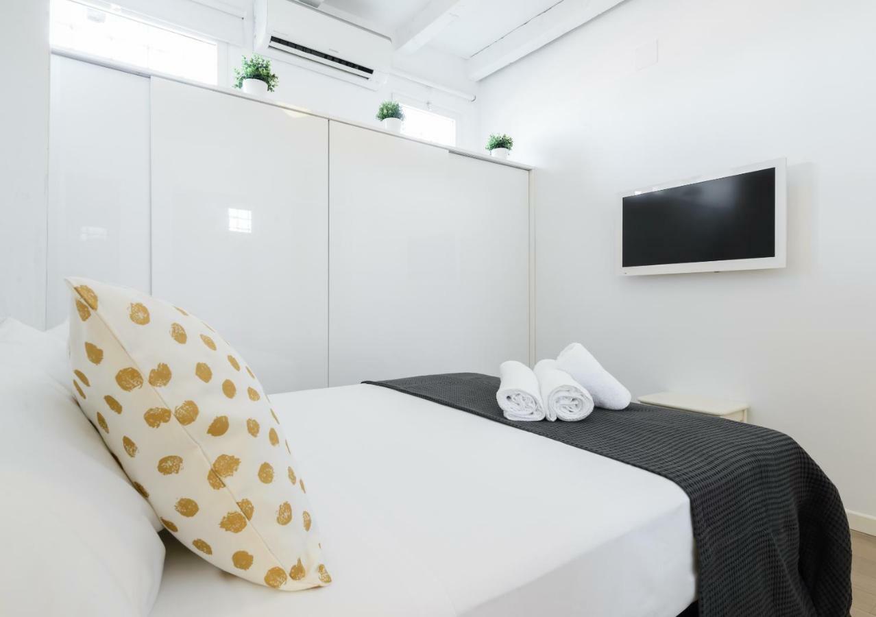 Charming Reina Sofia Apartment Madrid Luaran gambar